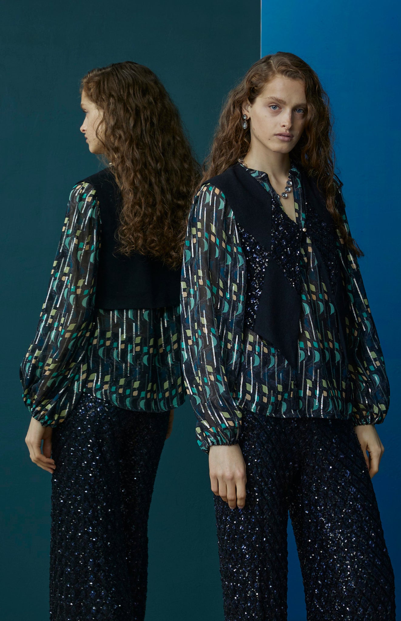 FW25-B004 Blusa étnica estampado "Geométrico"