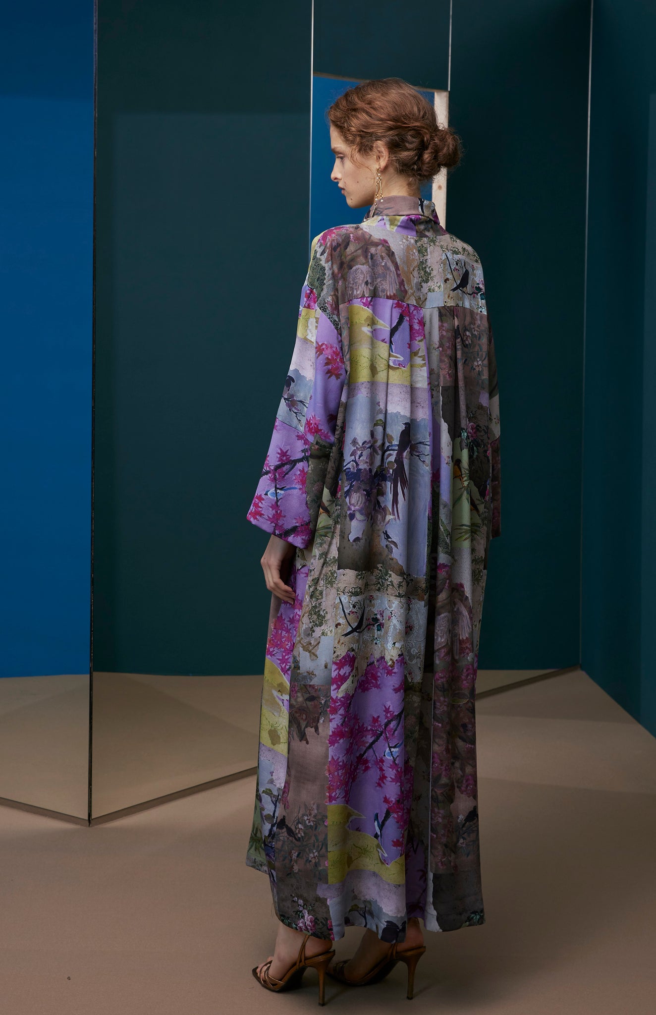 FW25-V016 Vestido kimono estampado "Papel pintado"