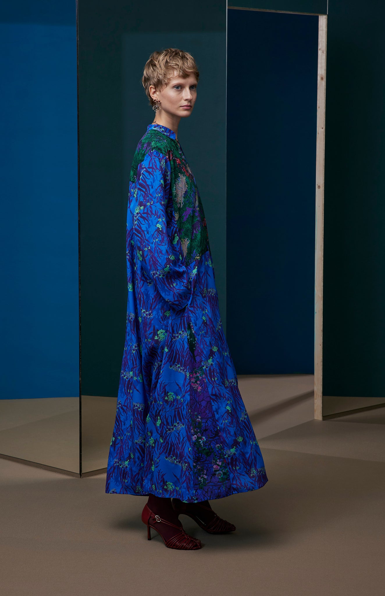 FW25-V022 Vestido kaftan estampado “Eucaliptos“